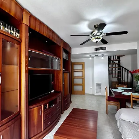Atico Duplex Con Magnificas Vistas *