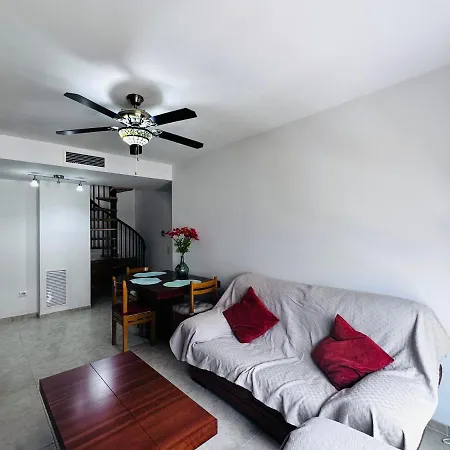 Atico Duplex Con Magnificas Vistas * Ulldecona